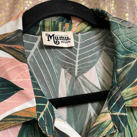 Show Me Your MuMu peach green tropical leaf button down Murphy top, size M - Picture 2 of 7